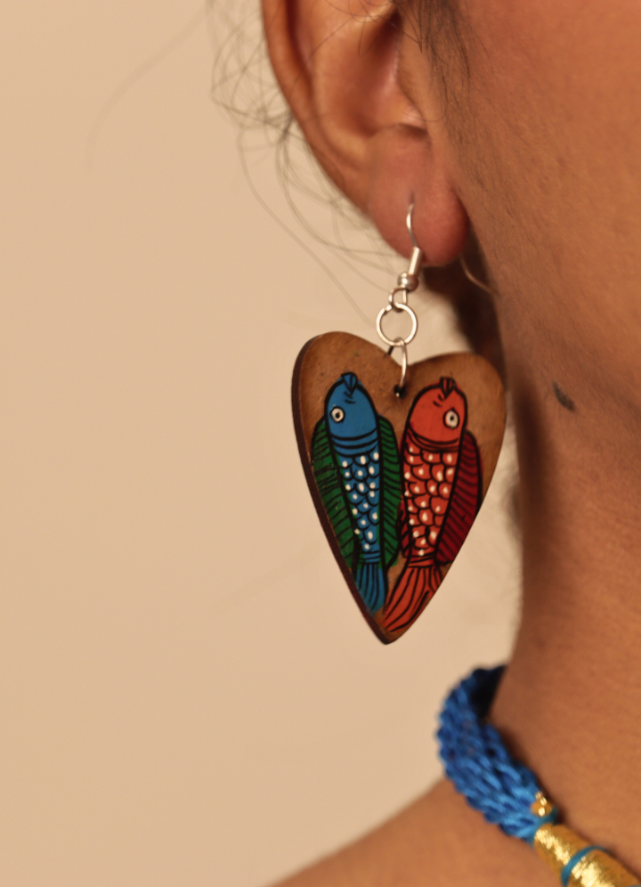 Handpainted Wooden Necklace Set – Pattachitra Fish Motif