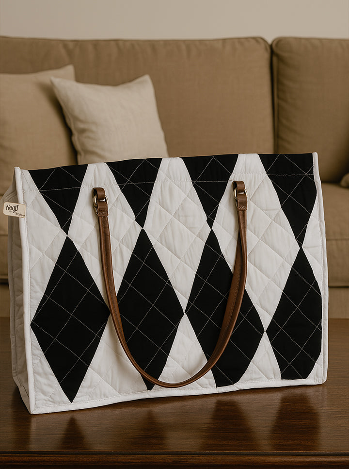 Handmade Quilted Tote Bag Set (Black And White)