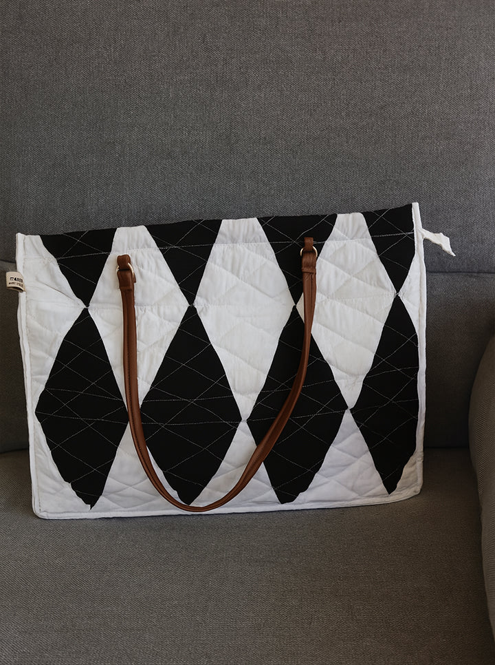 Handmade Quilted Tote Bag Set (Black And White)