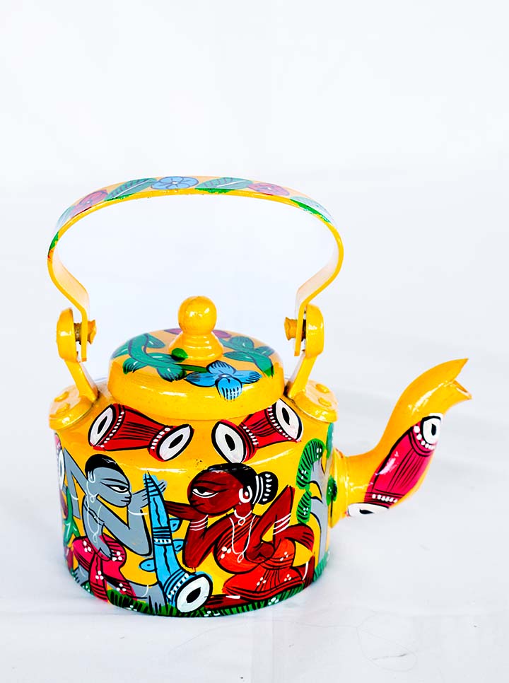 Hand-Painted Pattachitra Tribal Kettle – A Timeless Masterpiece (Yellow)