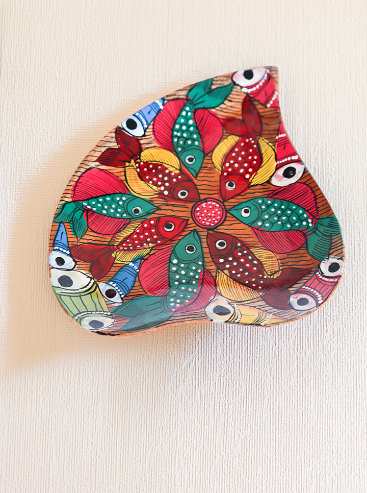 Handmade Petal Shape Pattachitra Decor Plate
