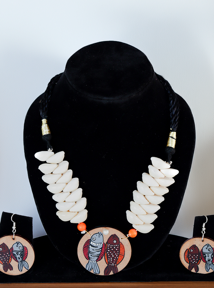 Handcrafted Pattachitra Jewelry Set