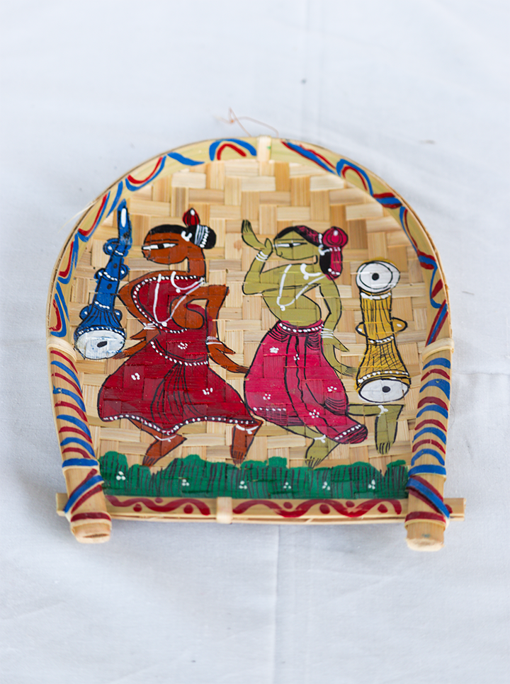 Handmade Pattachitra Bamboo Wall Hanging – Traditional Vibrant Folk Dancers