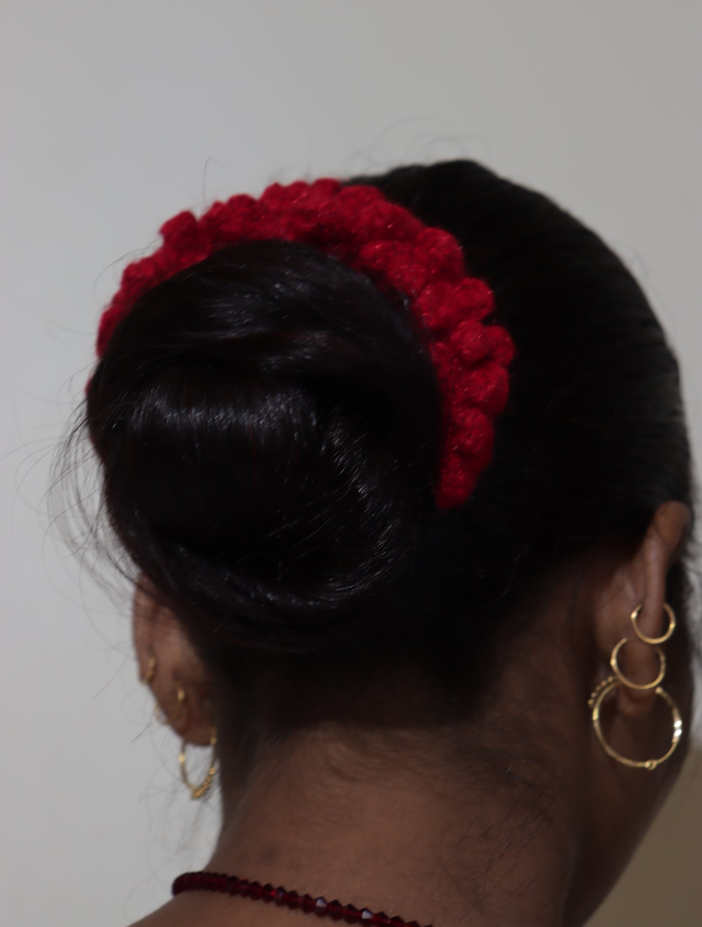 Handmade Crochet Red Wool Gajra | Bun Accessory | Soft Floral Juda Wrap
