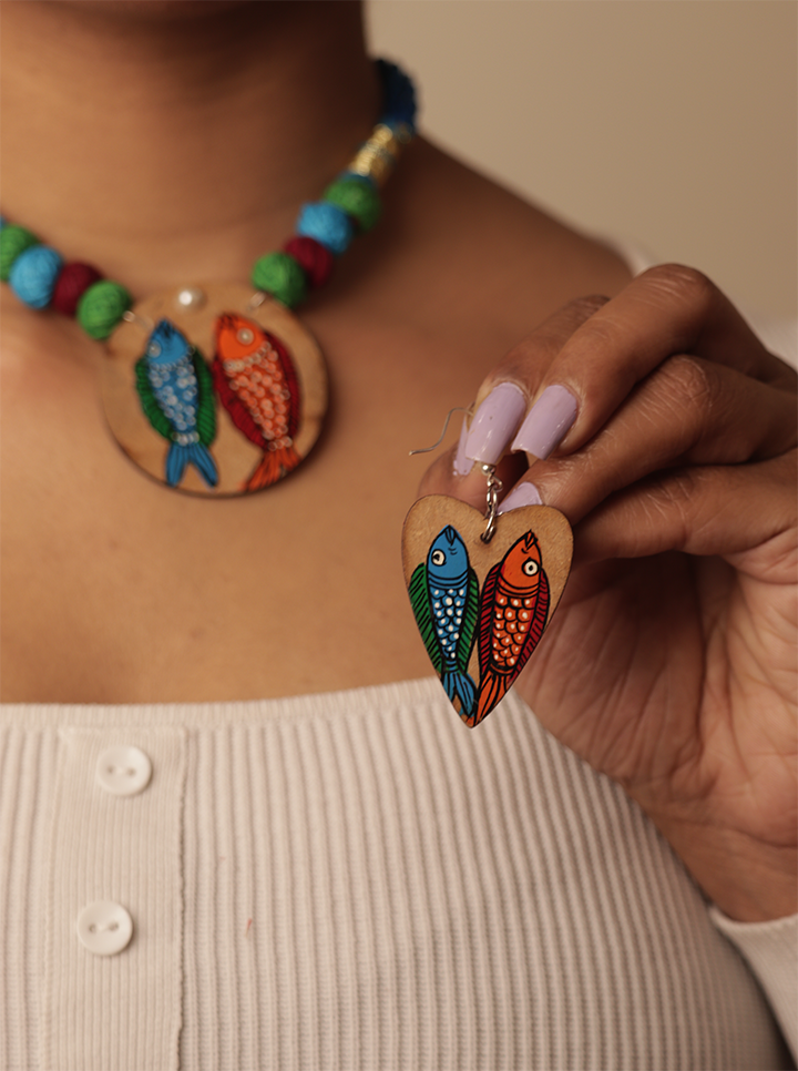 Handmade Wooden Pattachitra Decor Plate with Stand