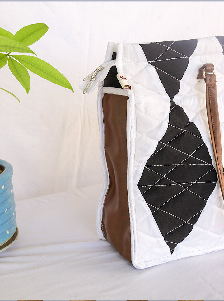 Handmade Quilted Tote Bag Set (Black And White)