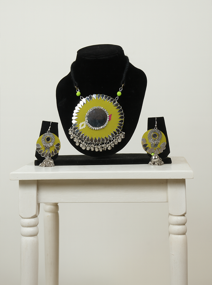 Handmade Green Necklace with Earrings Set – Elegant Ethnic Jewelry