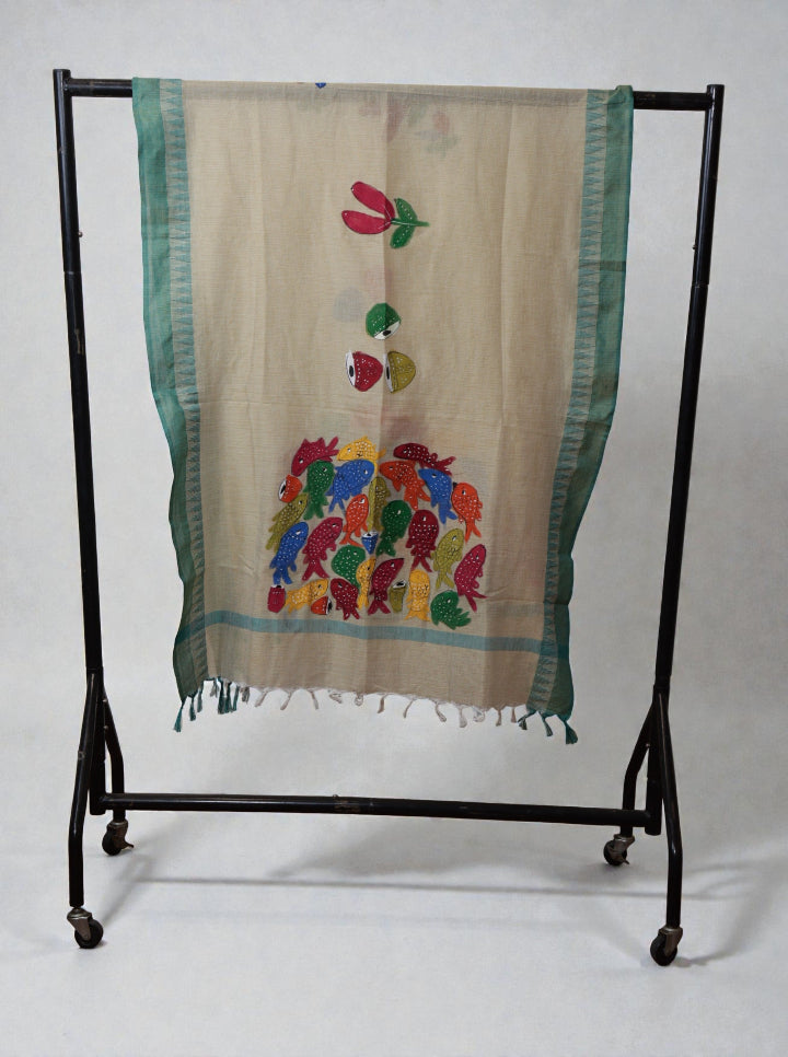 Hand-Painted Fish Motif Dupatta – White Base with Sea-Green Border
