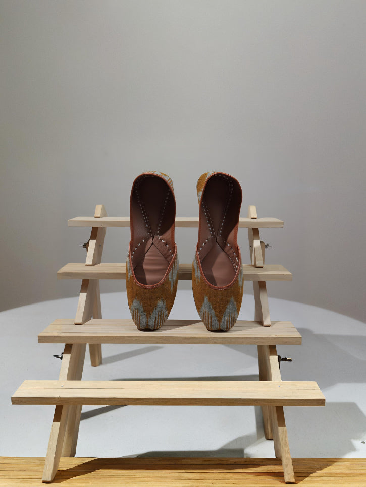 Mustard Ikat Juttis – Earthy Elegance