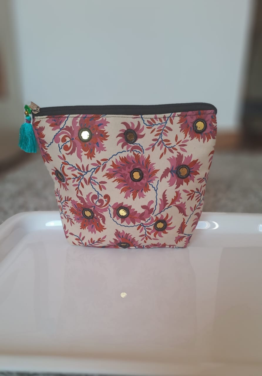 Handmade Travel Makeup Pouch – Stylish & Spacious Organizer