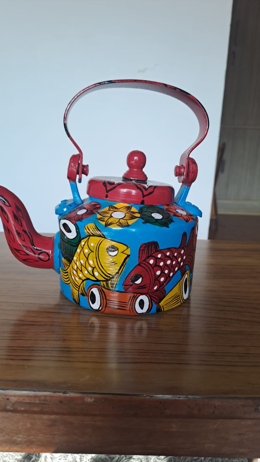 Hand-Painted Pattachitra Kettle – Fish Motif Folk Art