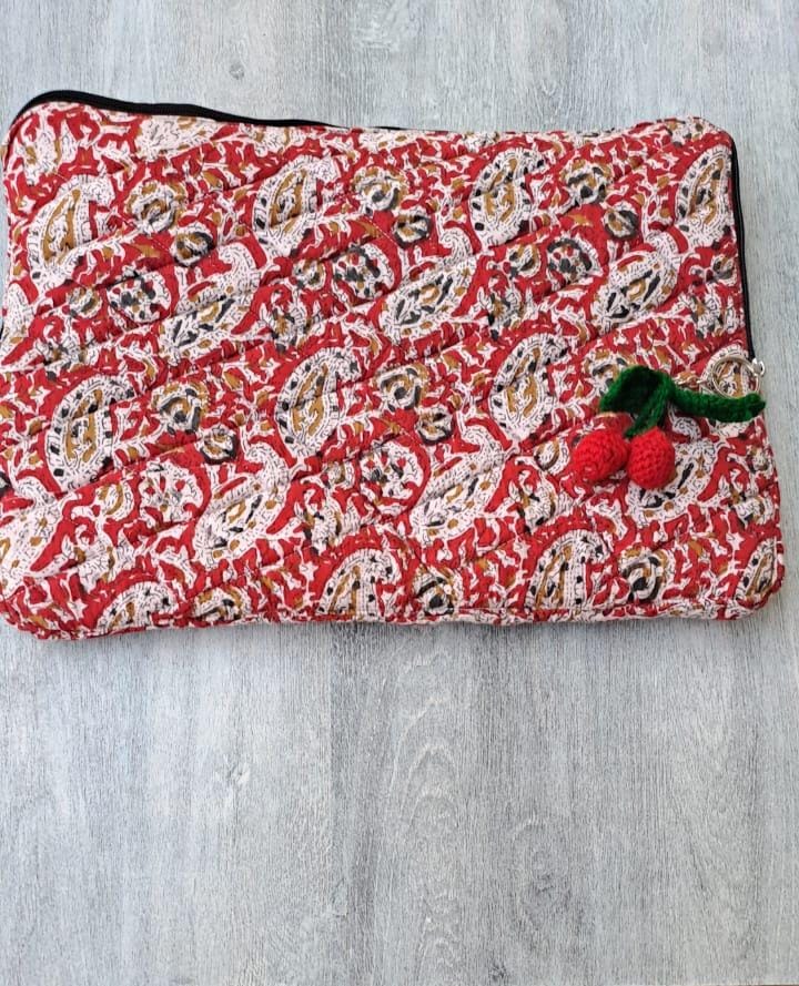 Handmade Quilted Laptop Sleeve – Red & White Ajrakh Print