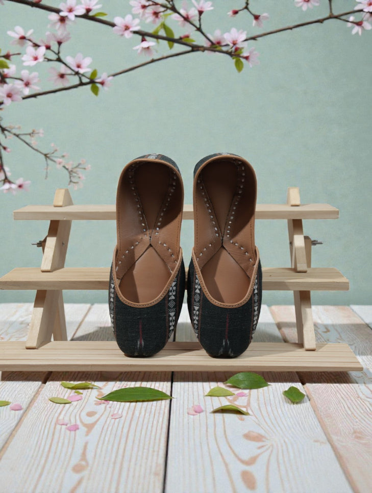 Midnight Ikat Juttis – Elegant. Versatile. Handcrafted.